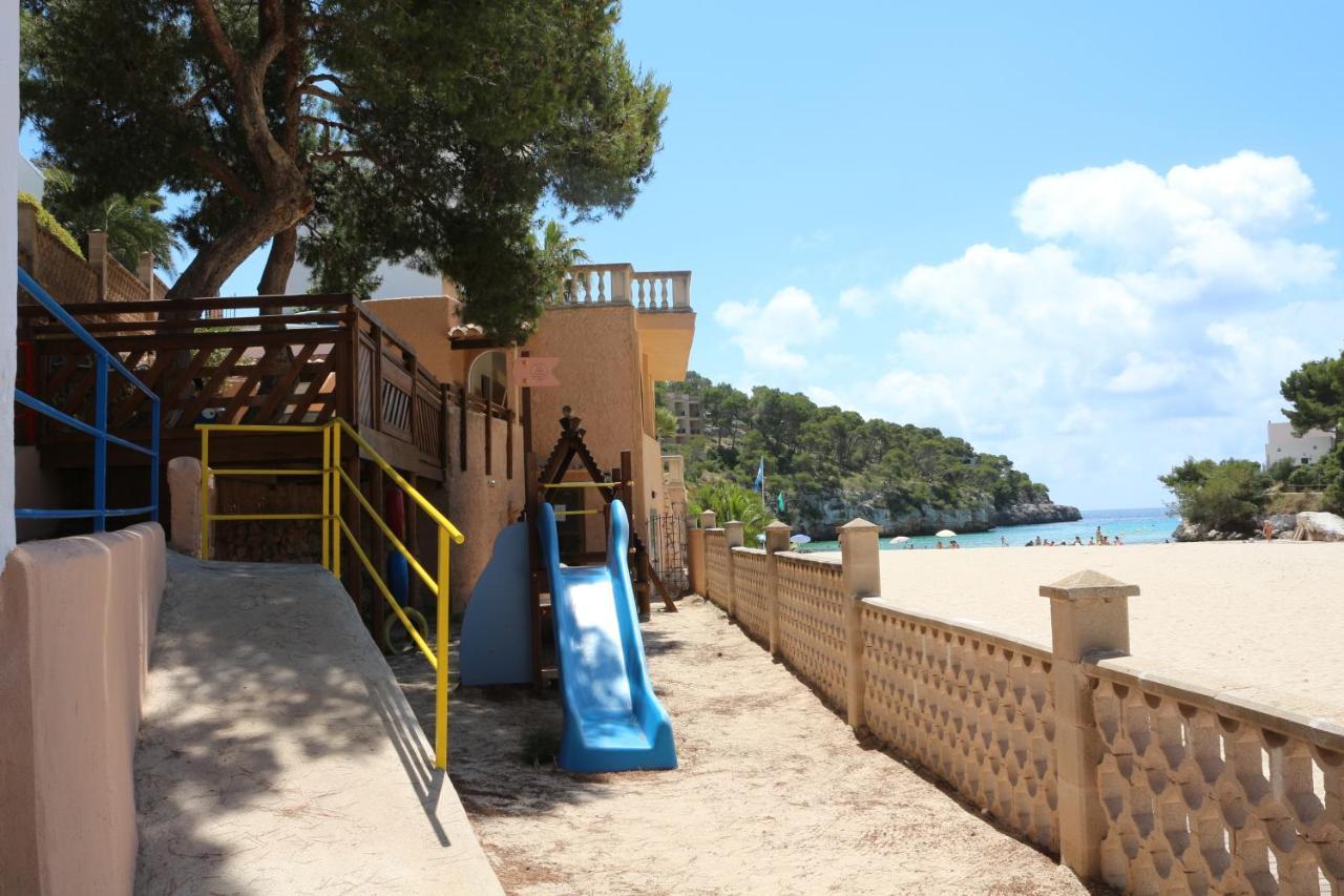 Hotel Apartamentos Cala Santanyi Exterior photo