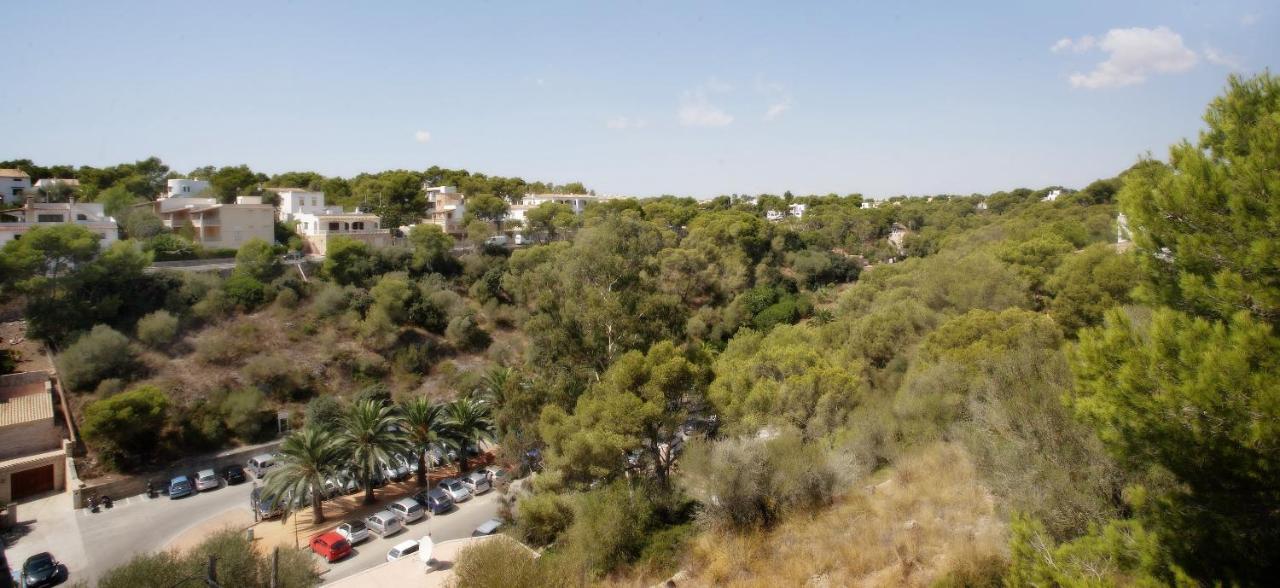 Hotel Apartamentos Cala Santanyi Exterior photo